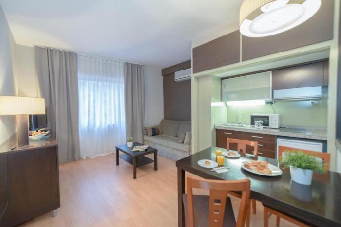 Senator Barcelona Apartments Bilik gambar