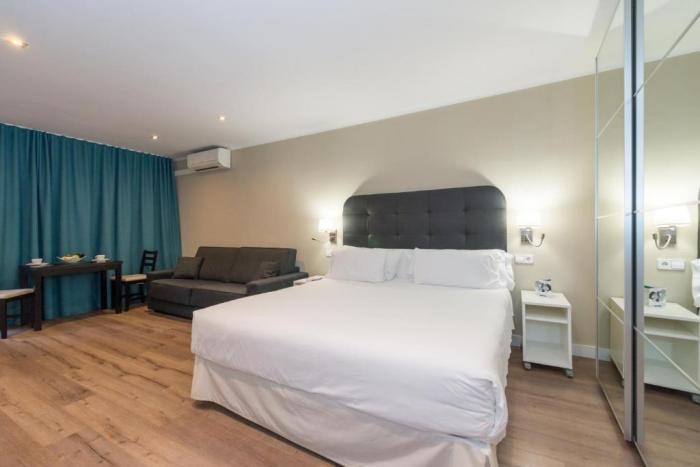 Senator Barcelona Apartments Bilik gambar